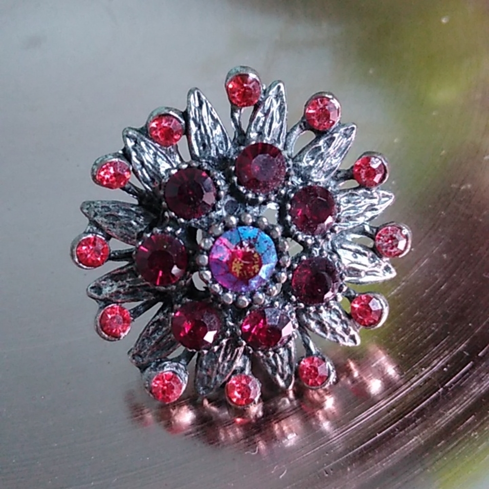 🌵#120 Red and Silver Flower Fashion Statement Ring One size fits all